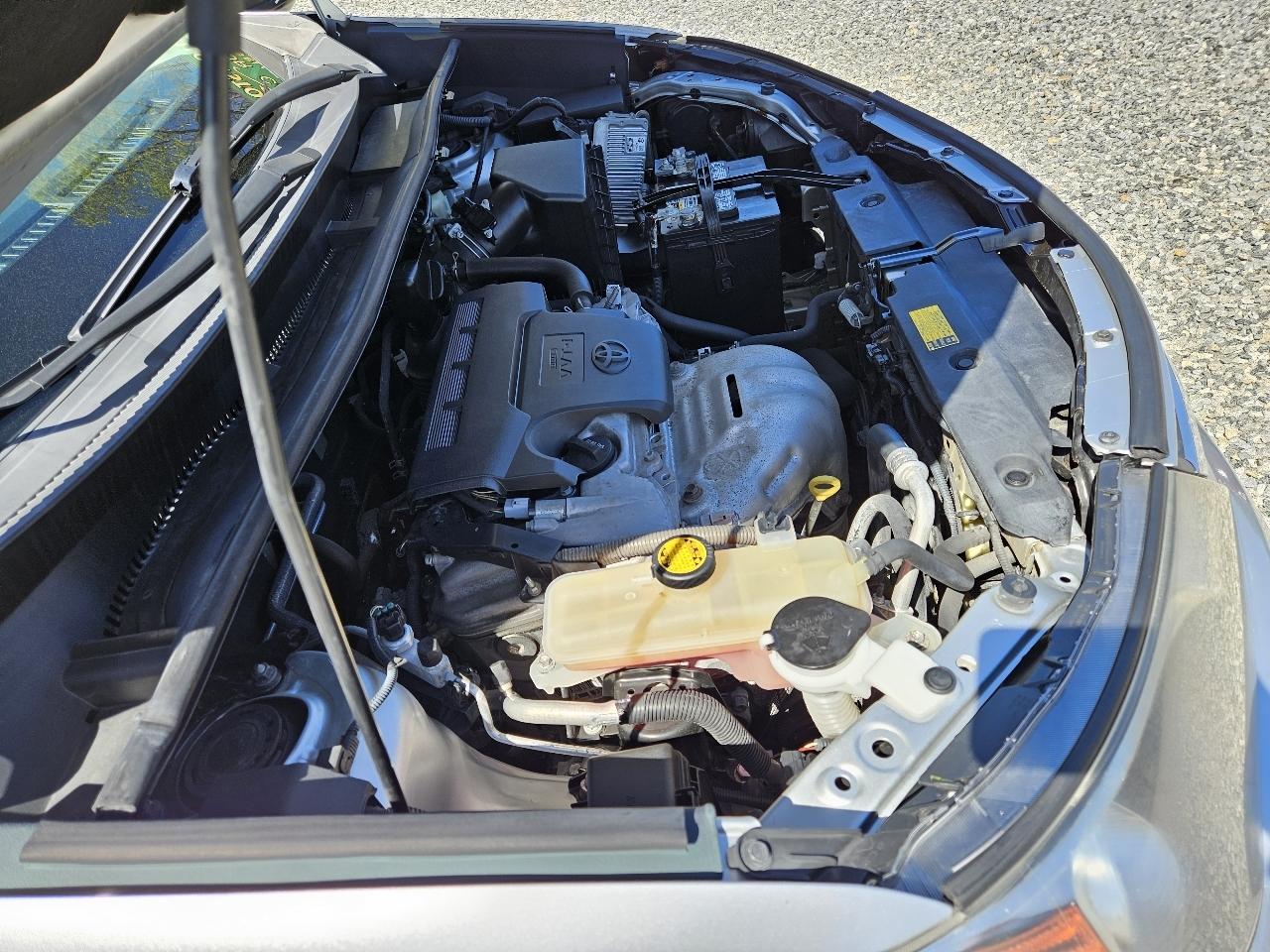 Toyota RAV4 XLE FWD 2015