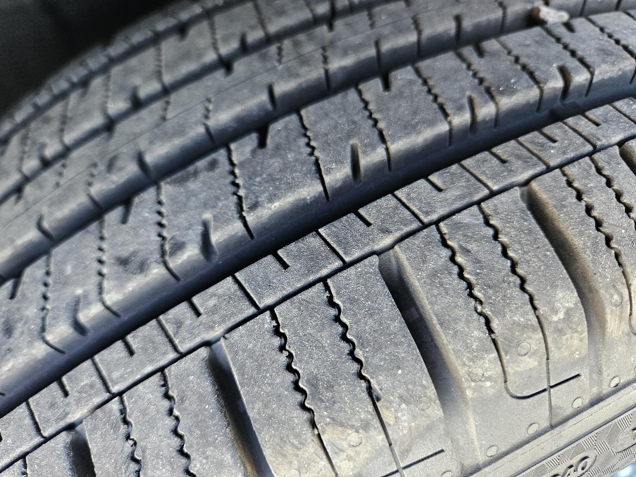 Toyota RAV4 XLE FWD 2015