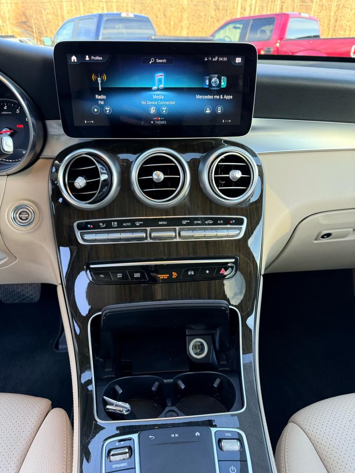 Mercedes-Benz GLC-Class GLC300 2020