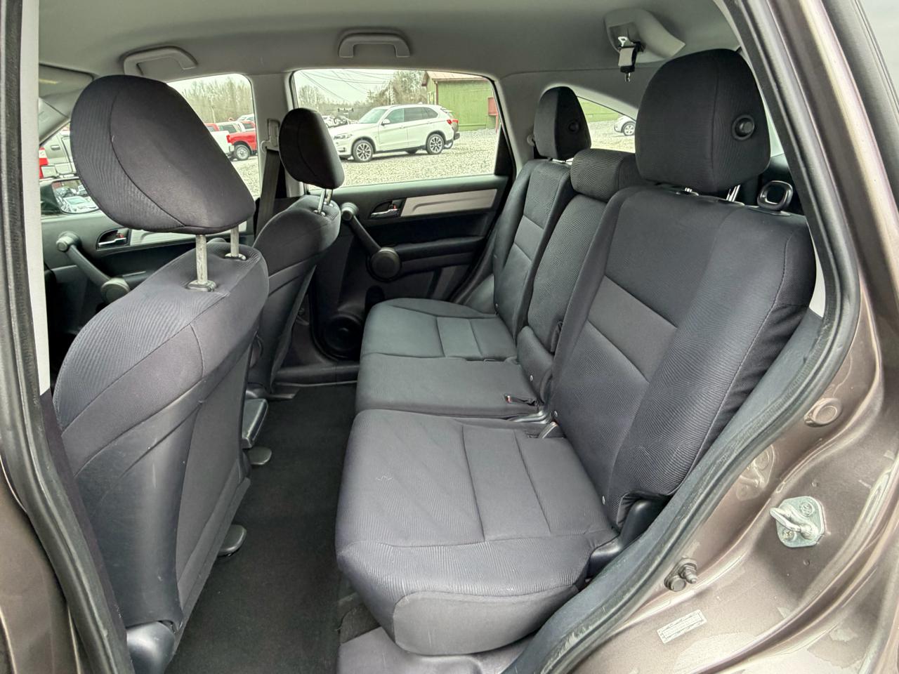 Honda CR-V LX 2WD 5-Speed AT 2011