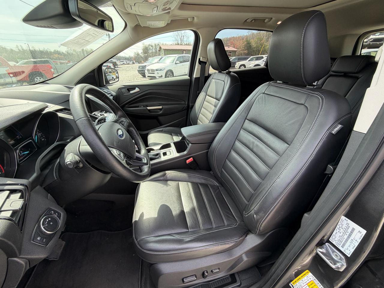 Ford Escape Titanium 4WD 2019