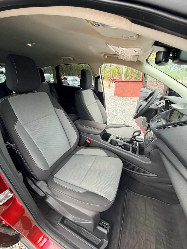 Ford Escape SE FWD 2019