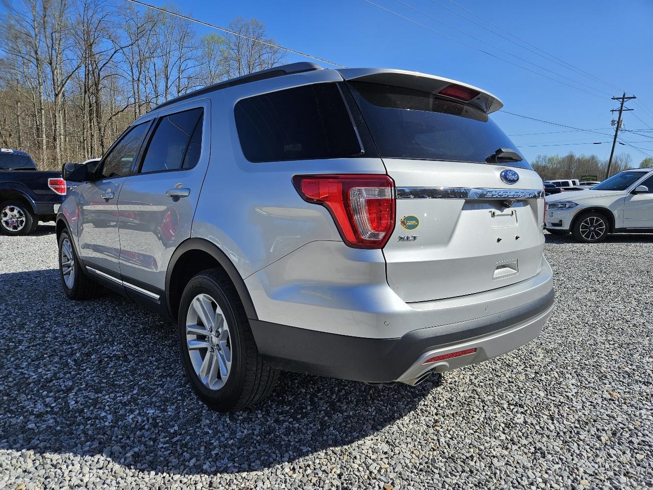 Ford Explorer XLT FWD 2016