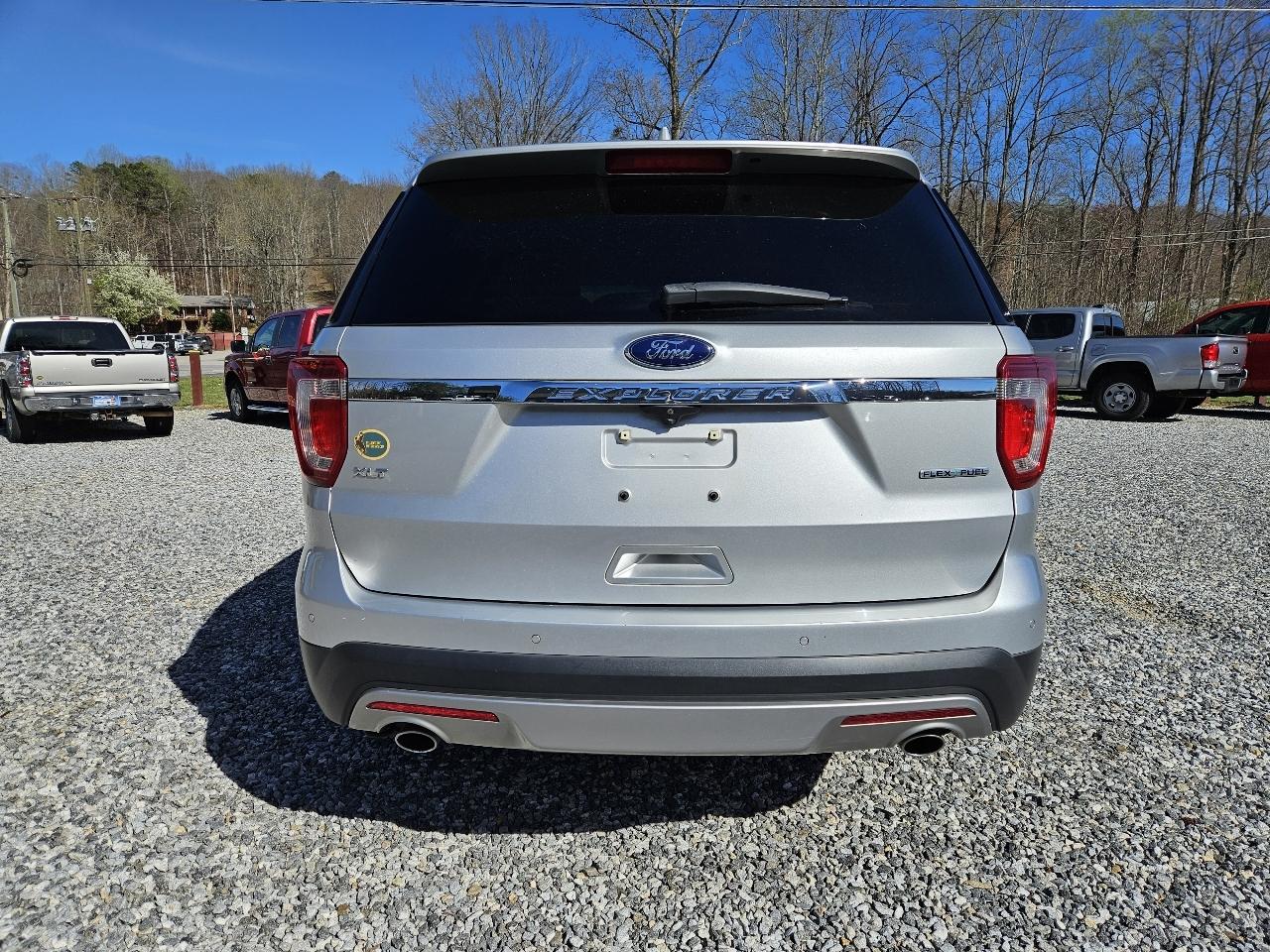 Ford Explorer XLT FWD 2016