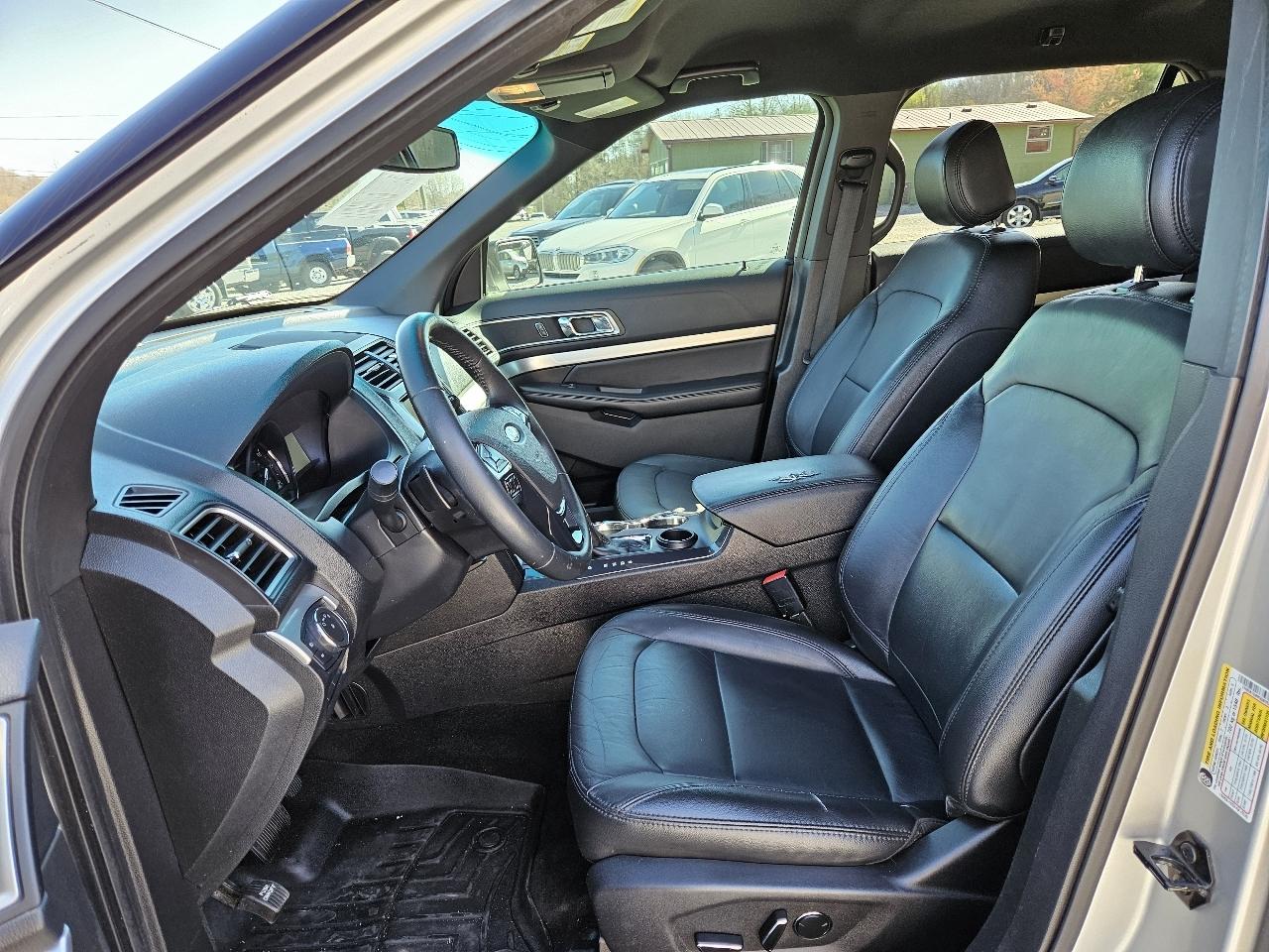 Ford Explorer XLT FWD 2016