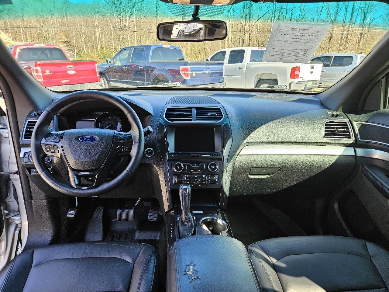 Ford Explorer XLT FWD 2016