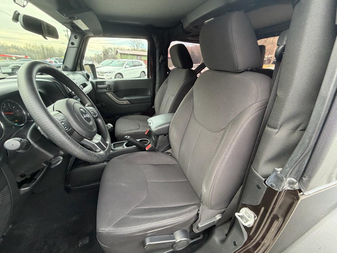 Jeep Wrangler Sport 4WD 2013