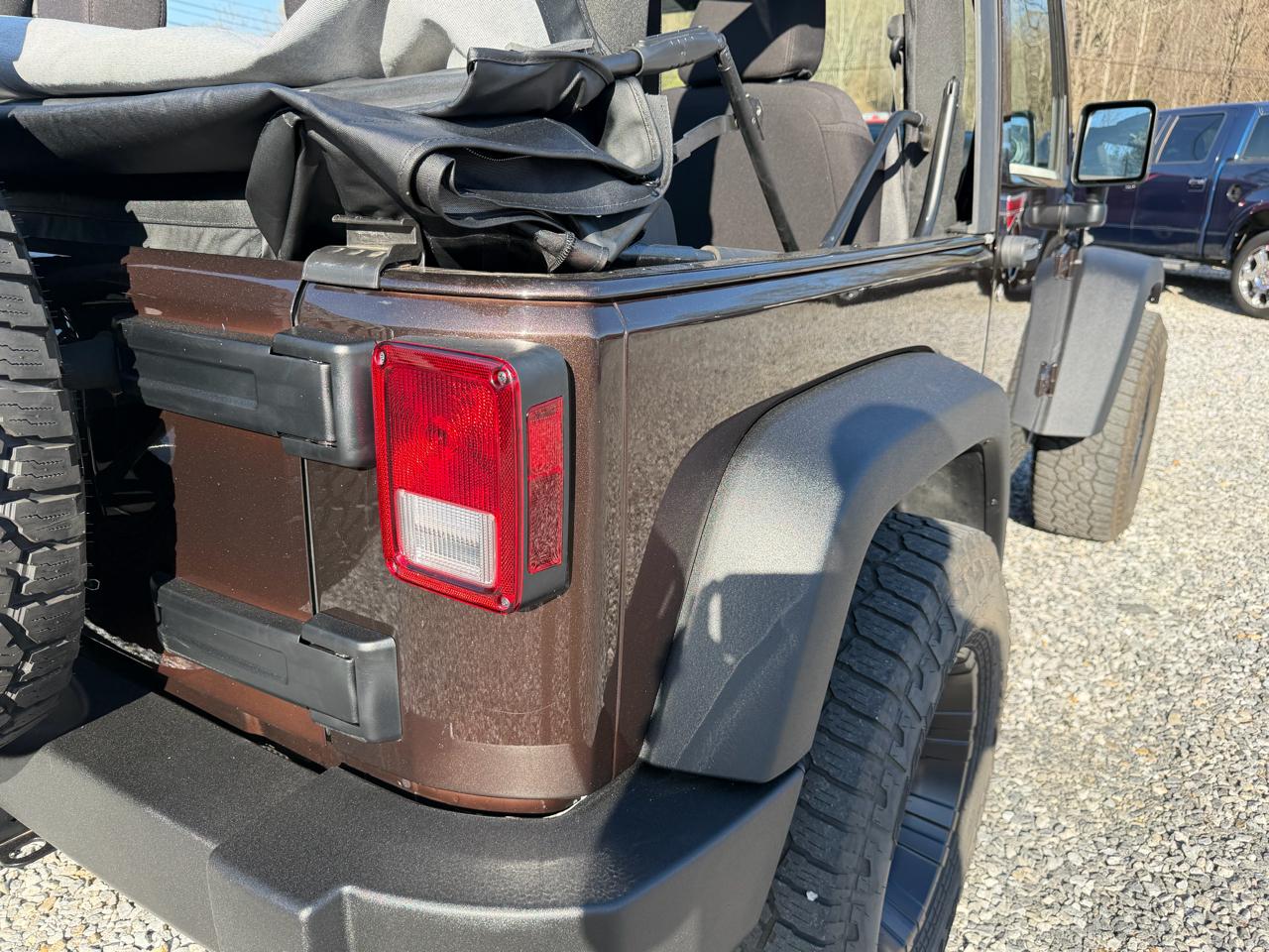 Jeep Wrangler Sport 4WD 2013