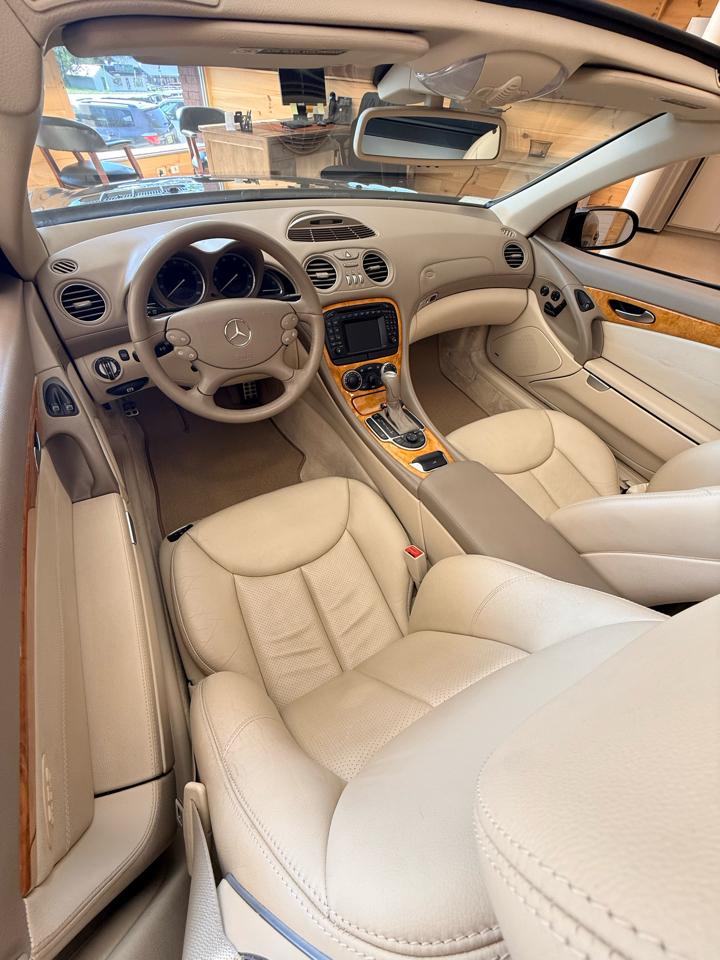 Mercedes-Benz SL-Class SL500 2004