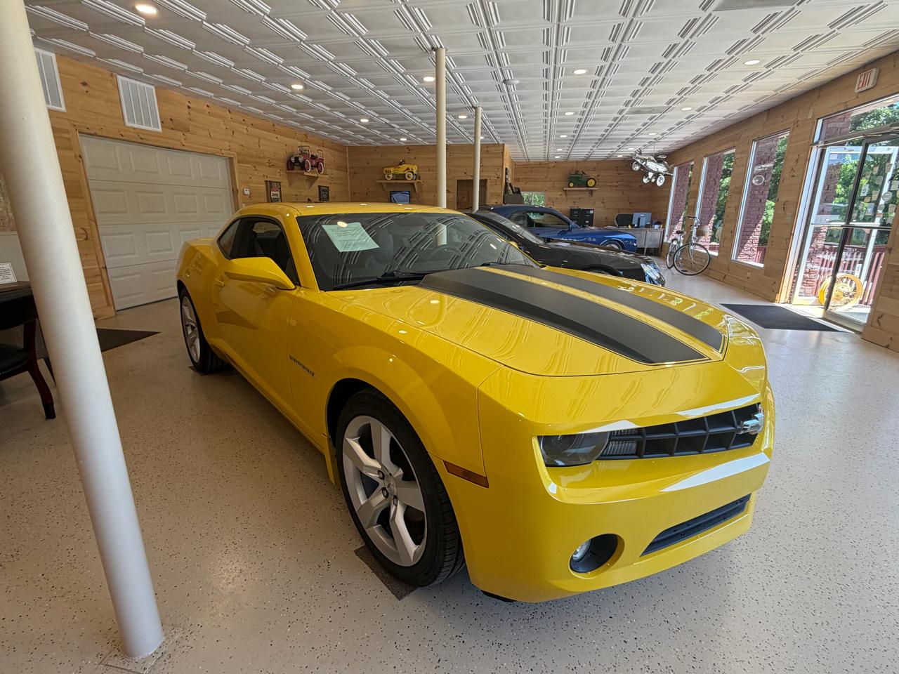 Chevrolet Camaro 2LT Coupe 2011