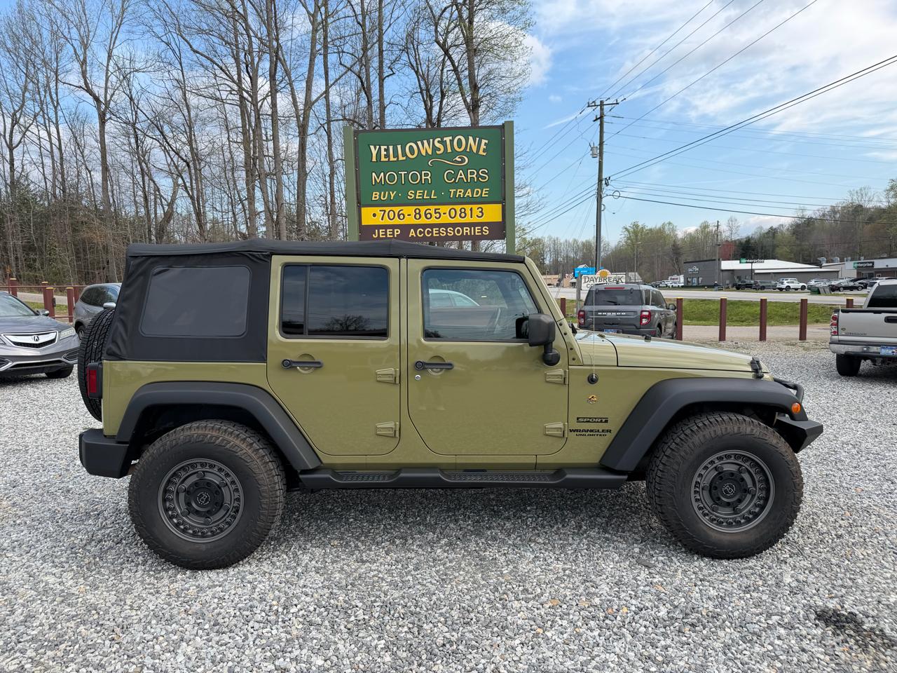 2013 Jeep Wrangler Unlimited Sport 4WD