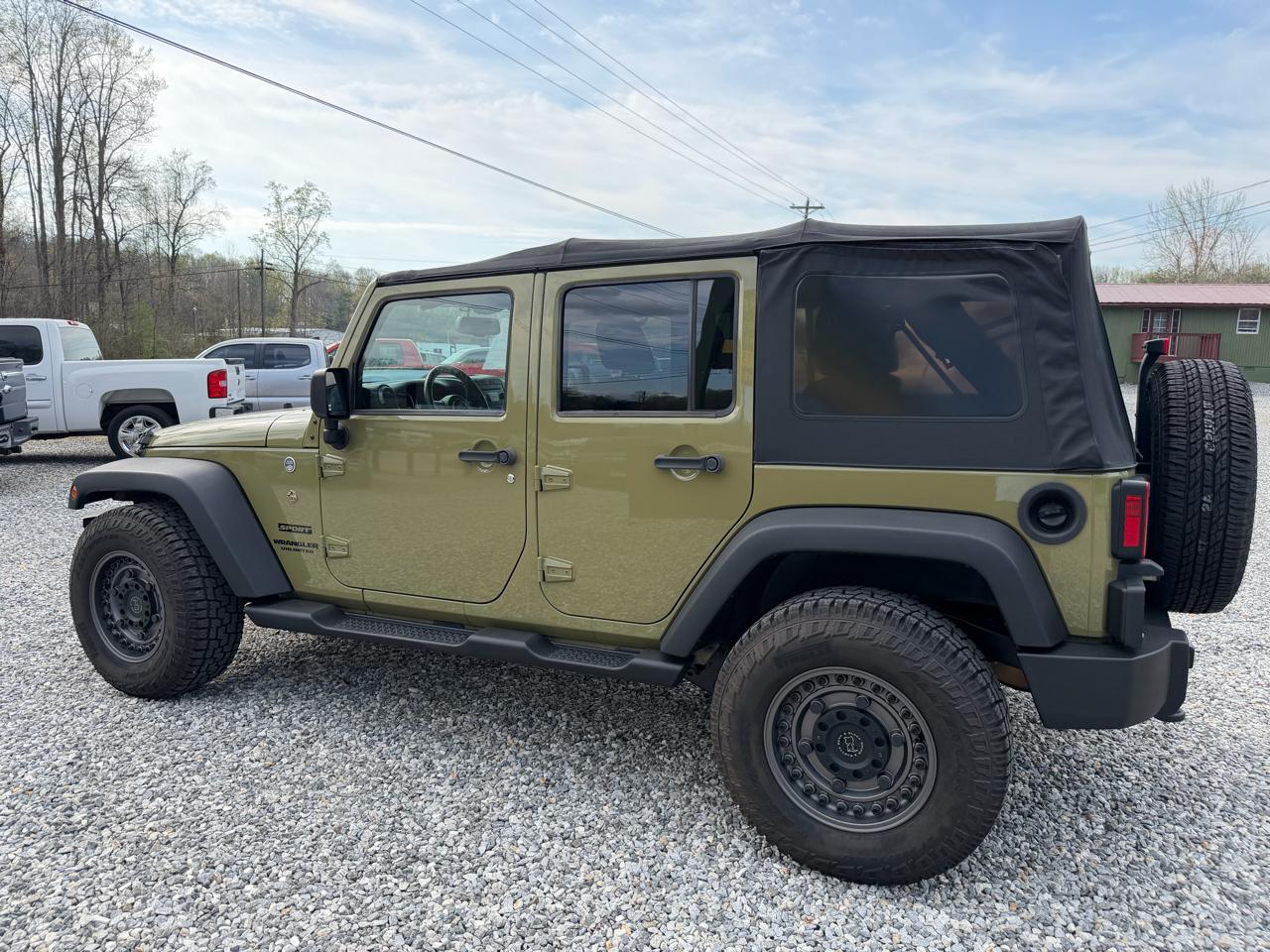 Jeep Wrangler Unlimited Sport 4WD 2013
