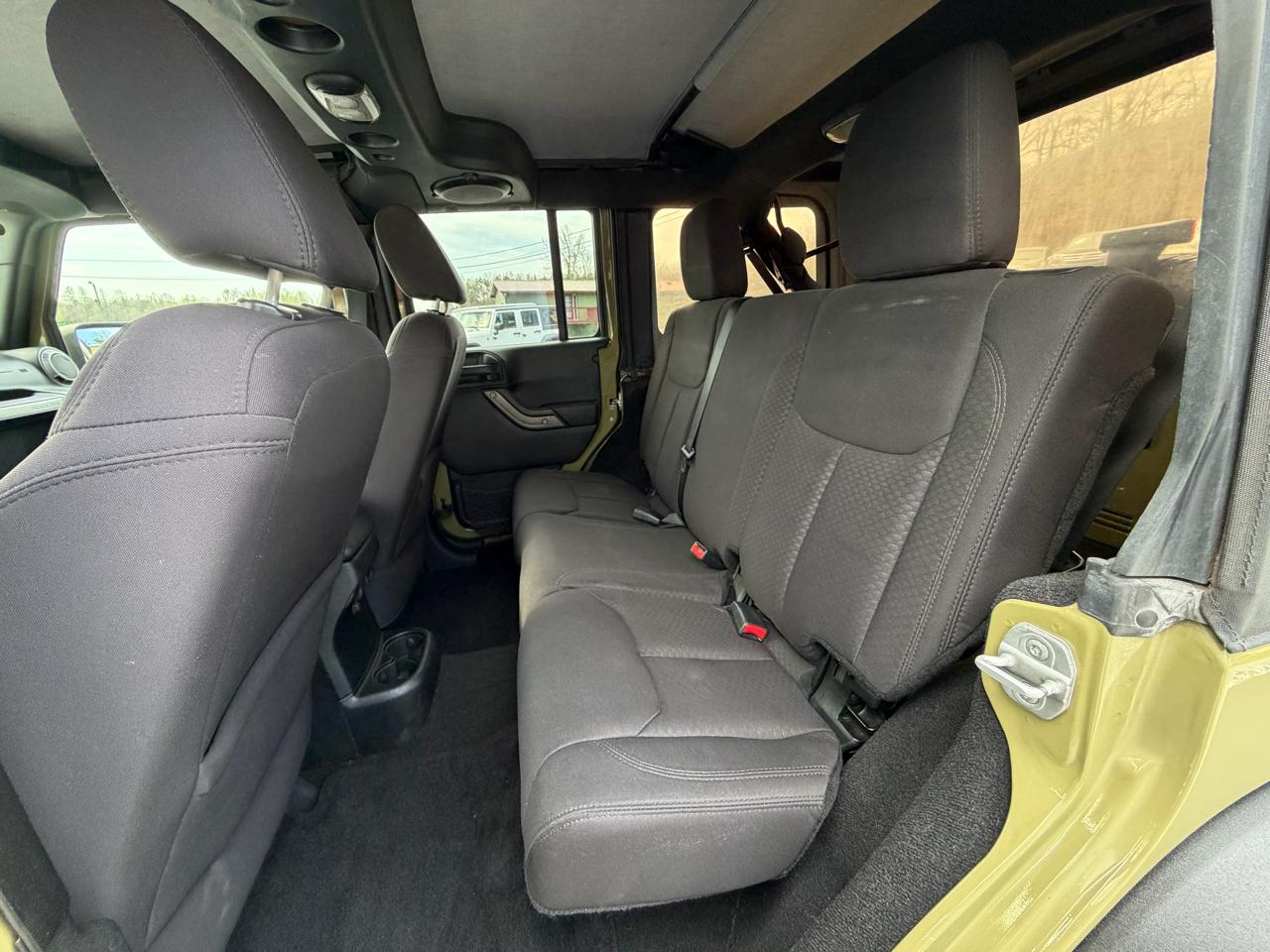 Jeep Wrangler Unlimited Sport 4WD 2013