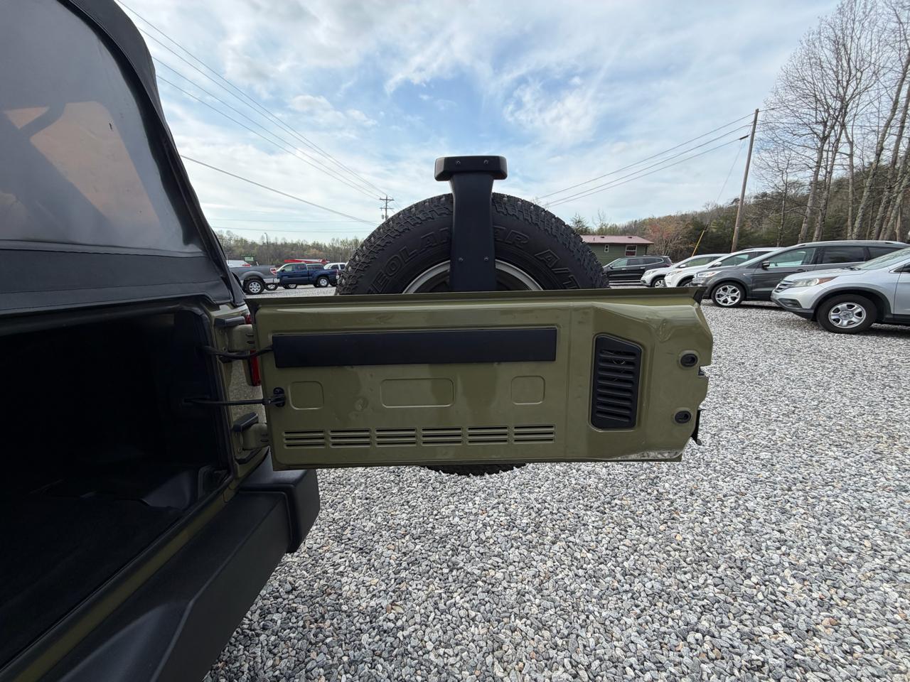 Jeep Wrangler Unlimited Sport 4WD 2013