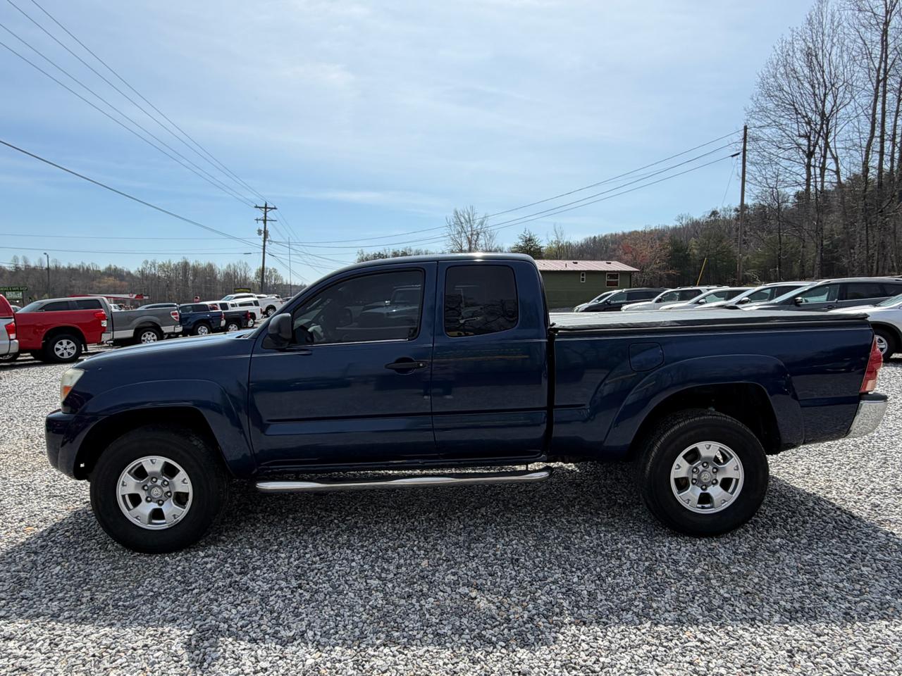 Toyota Tacoma PreRunner Access Cab V6 Automatic 2WD 2005