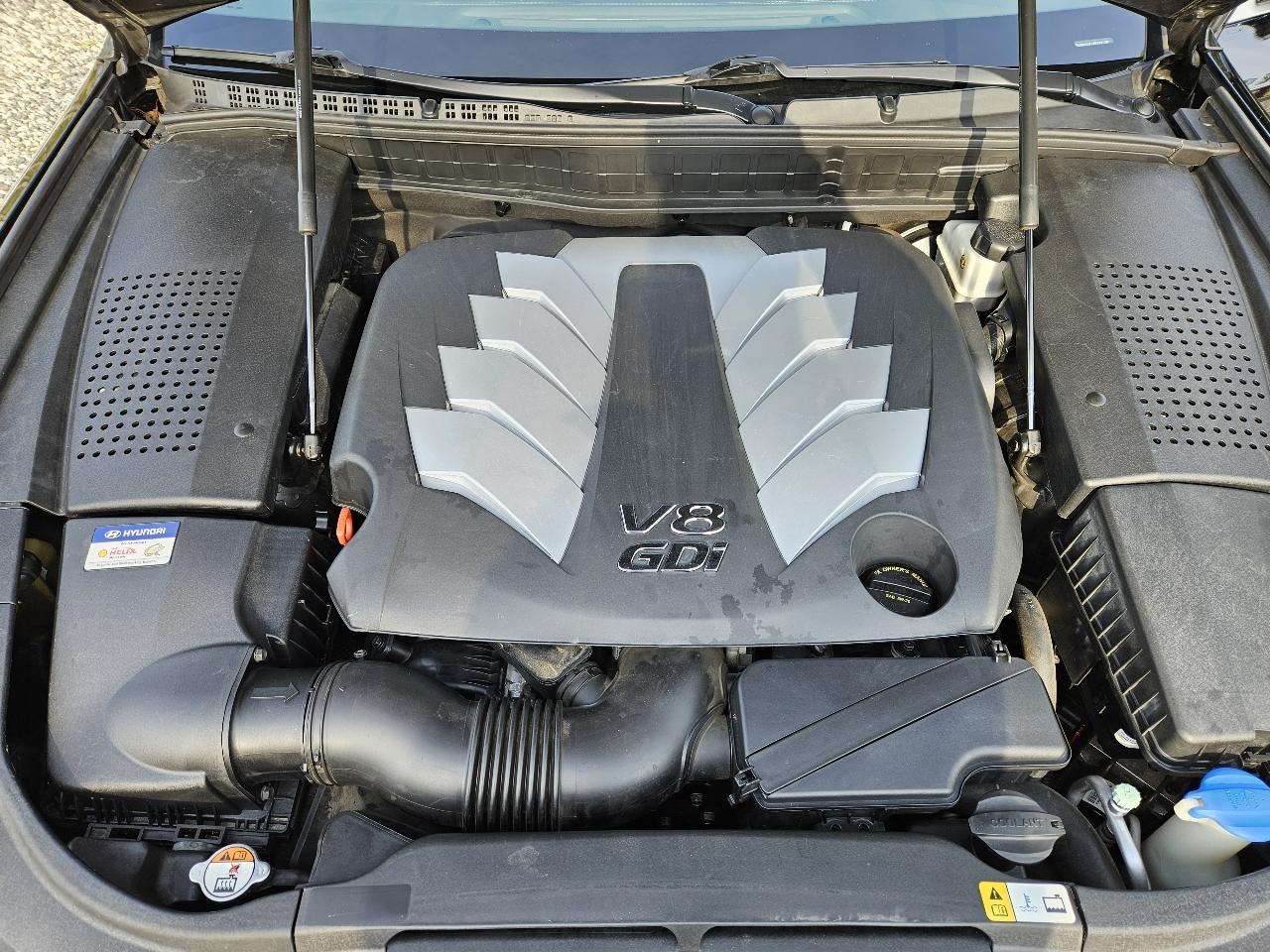Hyundai Equus Signature 2013