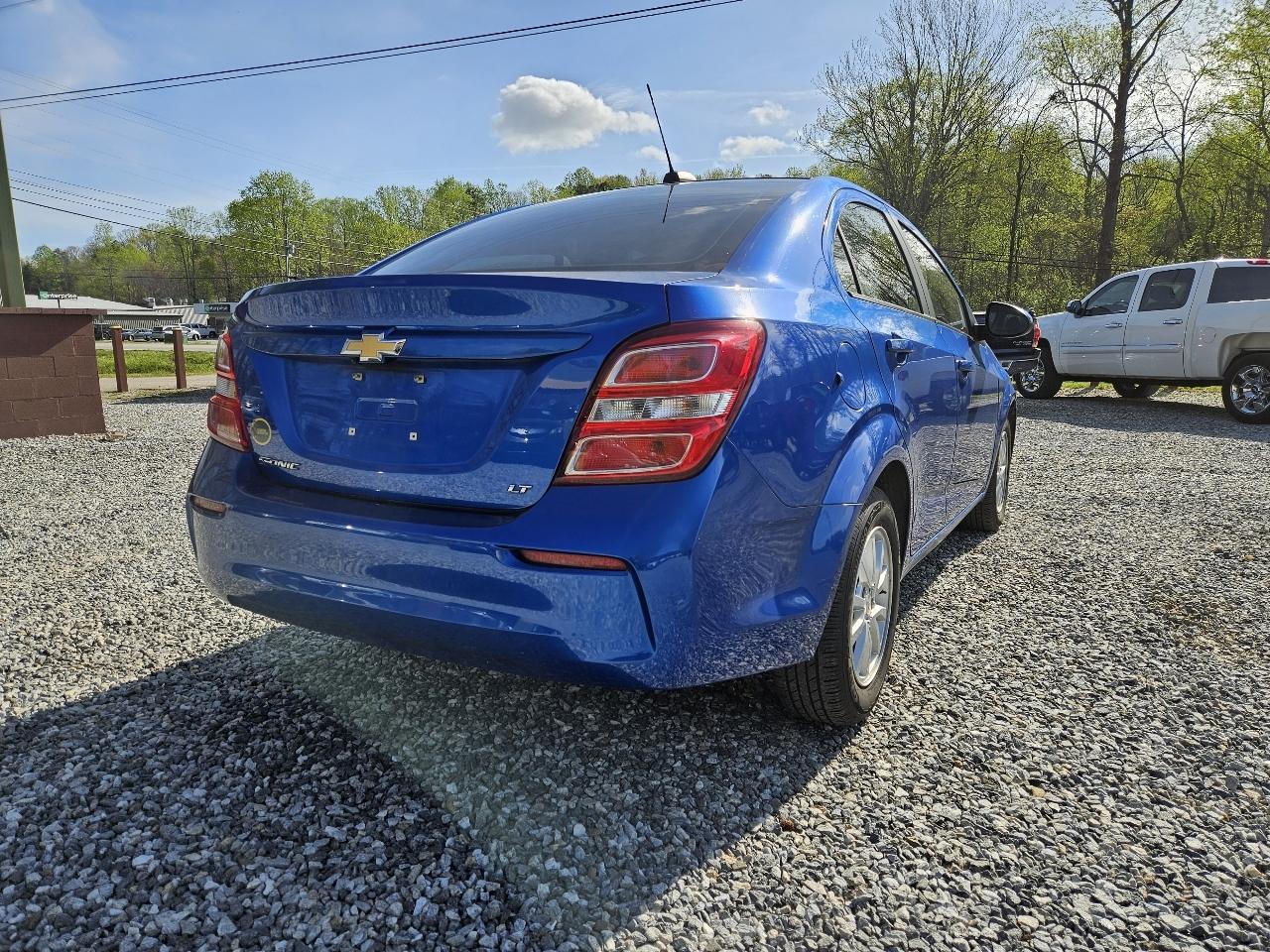 Chevrolet Sonic LT Auto Sedan 2017