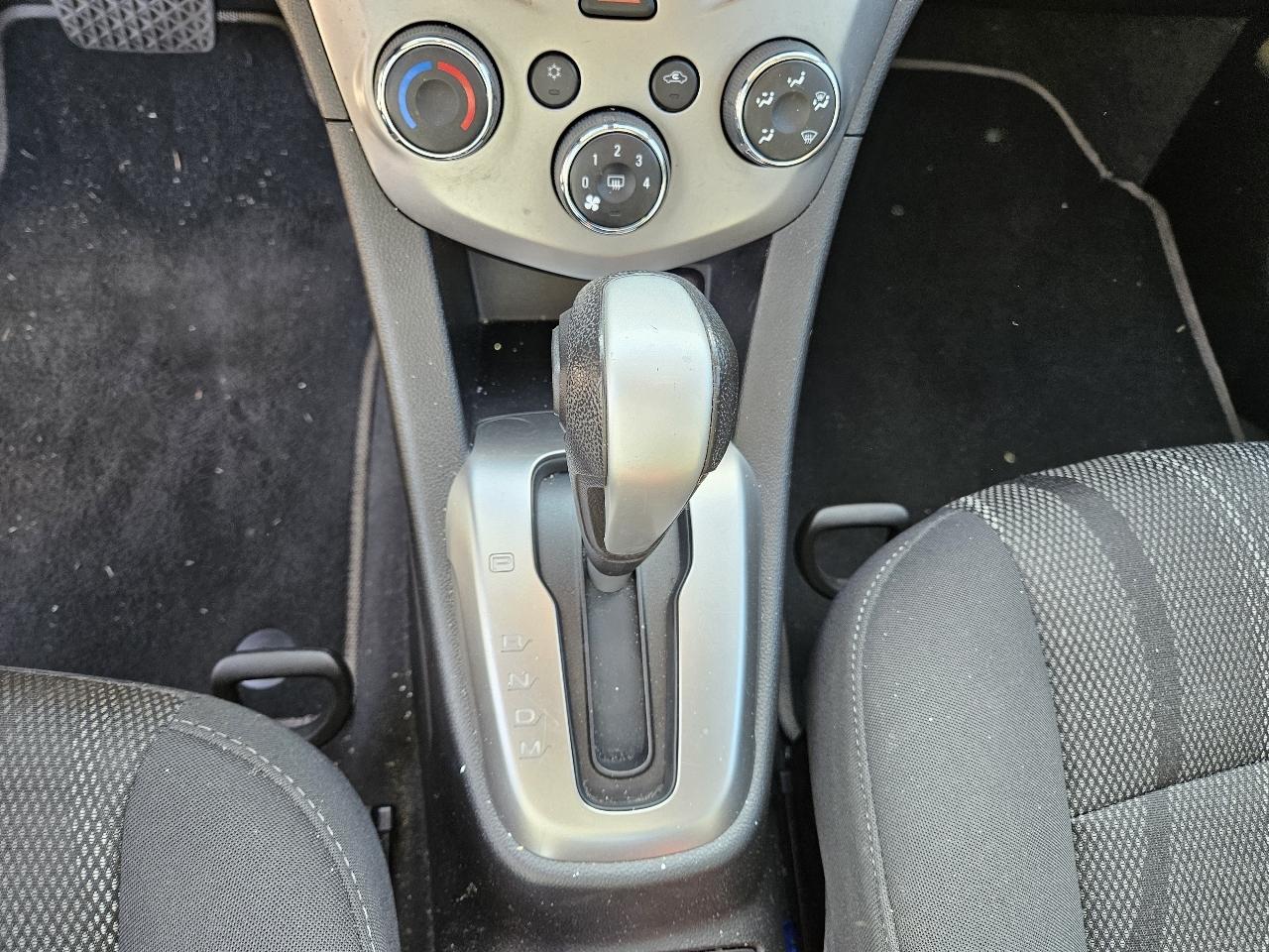 Chevrolet Sonic LT Auto Sedan 2017