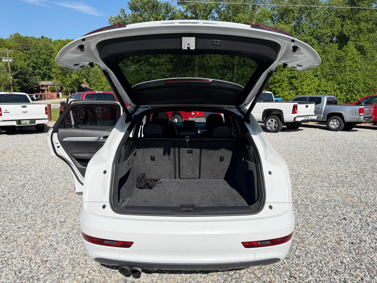 Audi Q3 2.0T quattro Premium Plus 2015