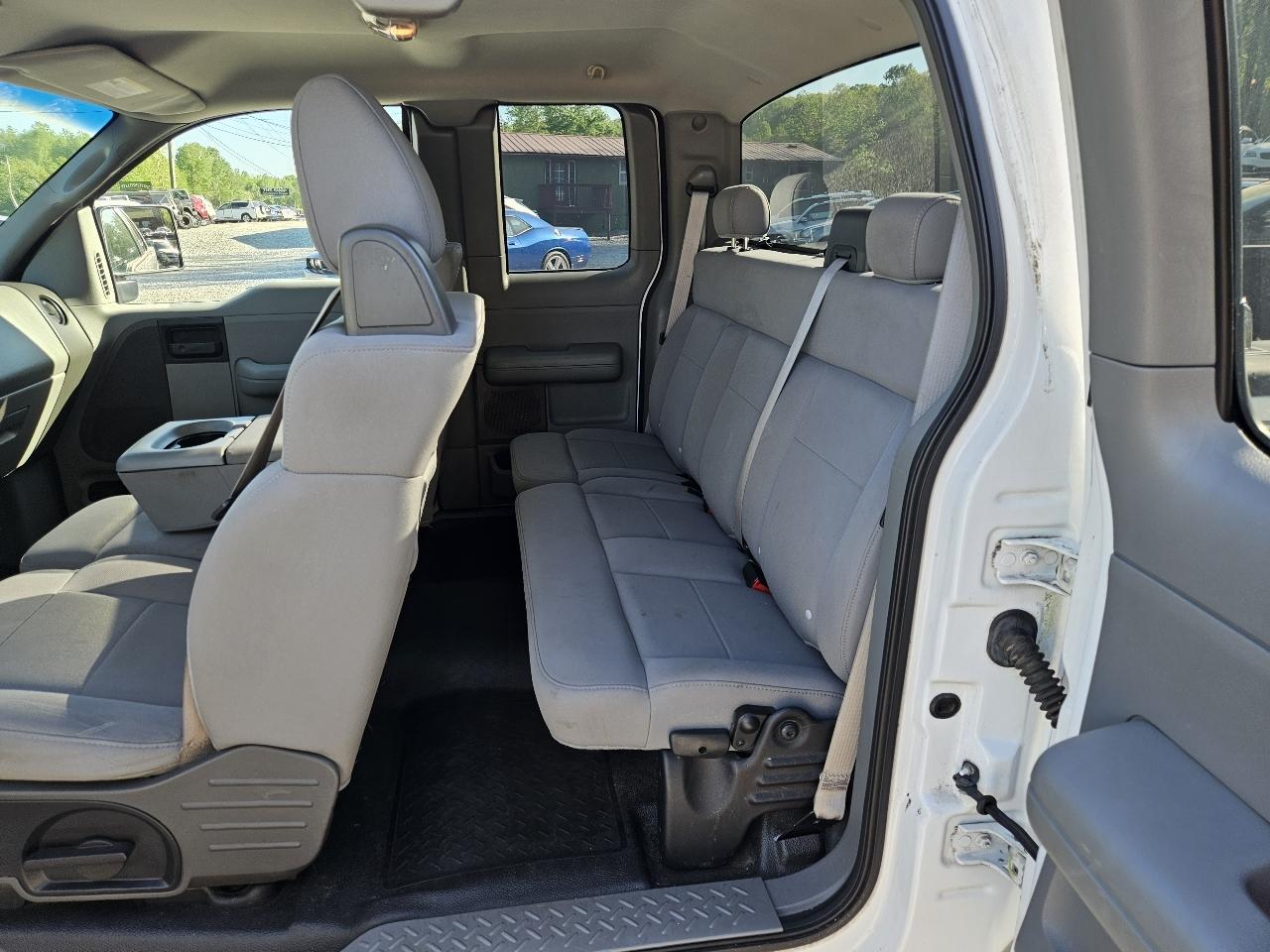 Ford F-150 STX SuperCab 2WD 2006