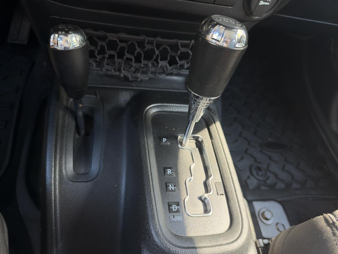Jeep Wrangler JK Unlimited Sport 4WD 2018