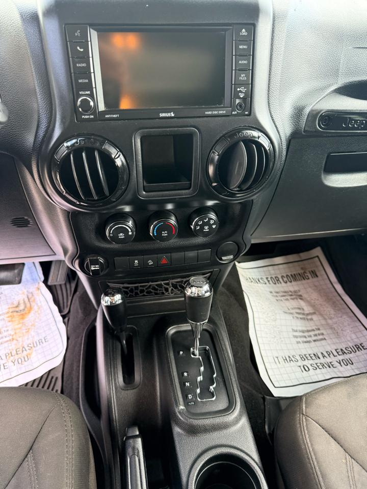 Jeep Wrangler Unlimited Sport 4WD 2017