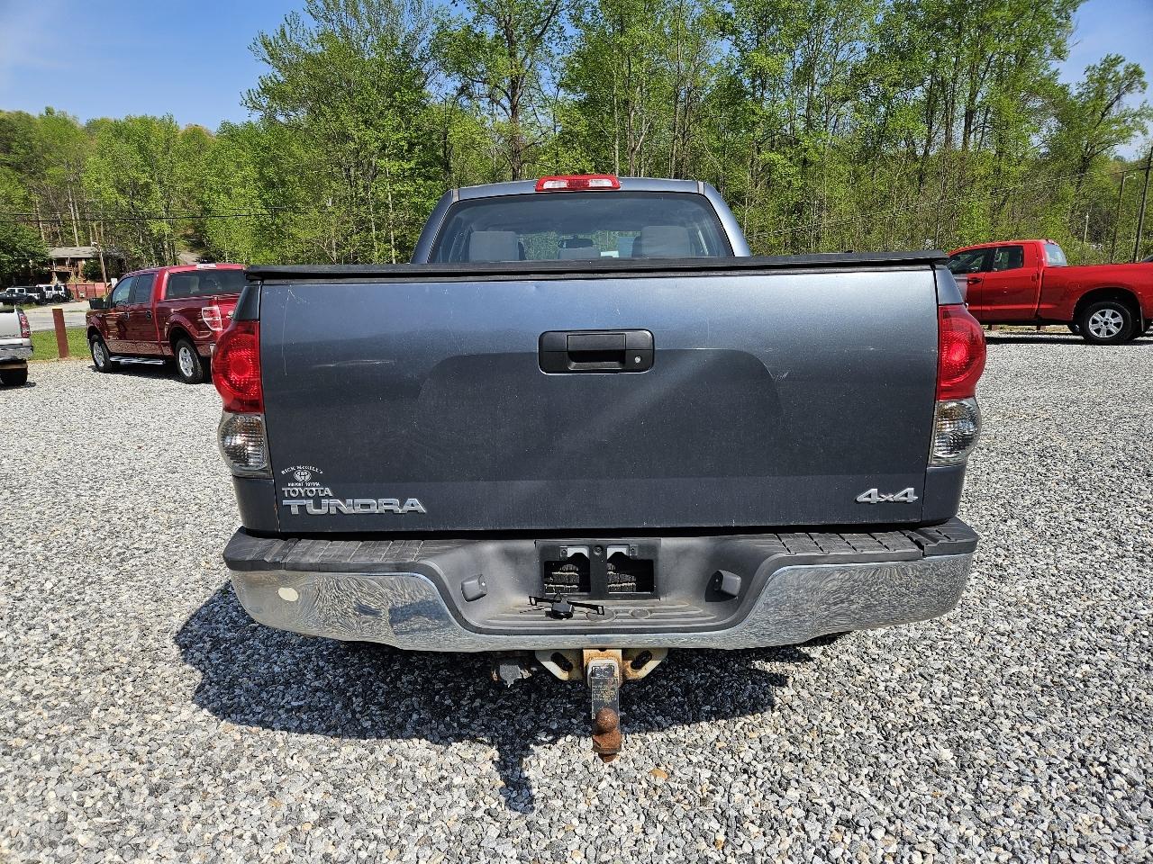 Toyota Tundra SR5 Double Cab 5.7L 4WD 2008