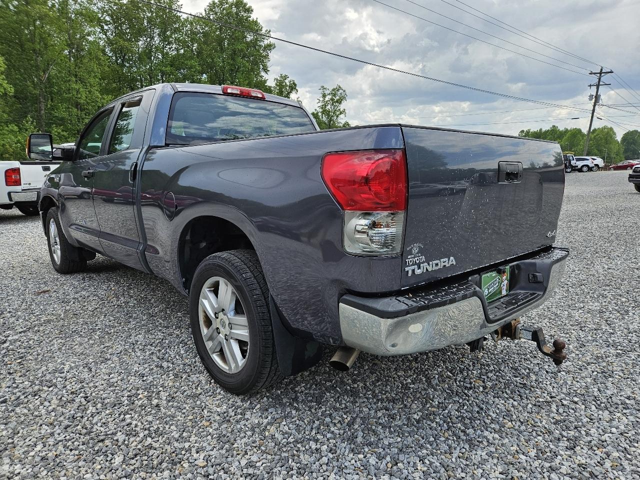 Toyota Tundra SR5 Double Cab 5.7L 4WD 2008
