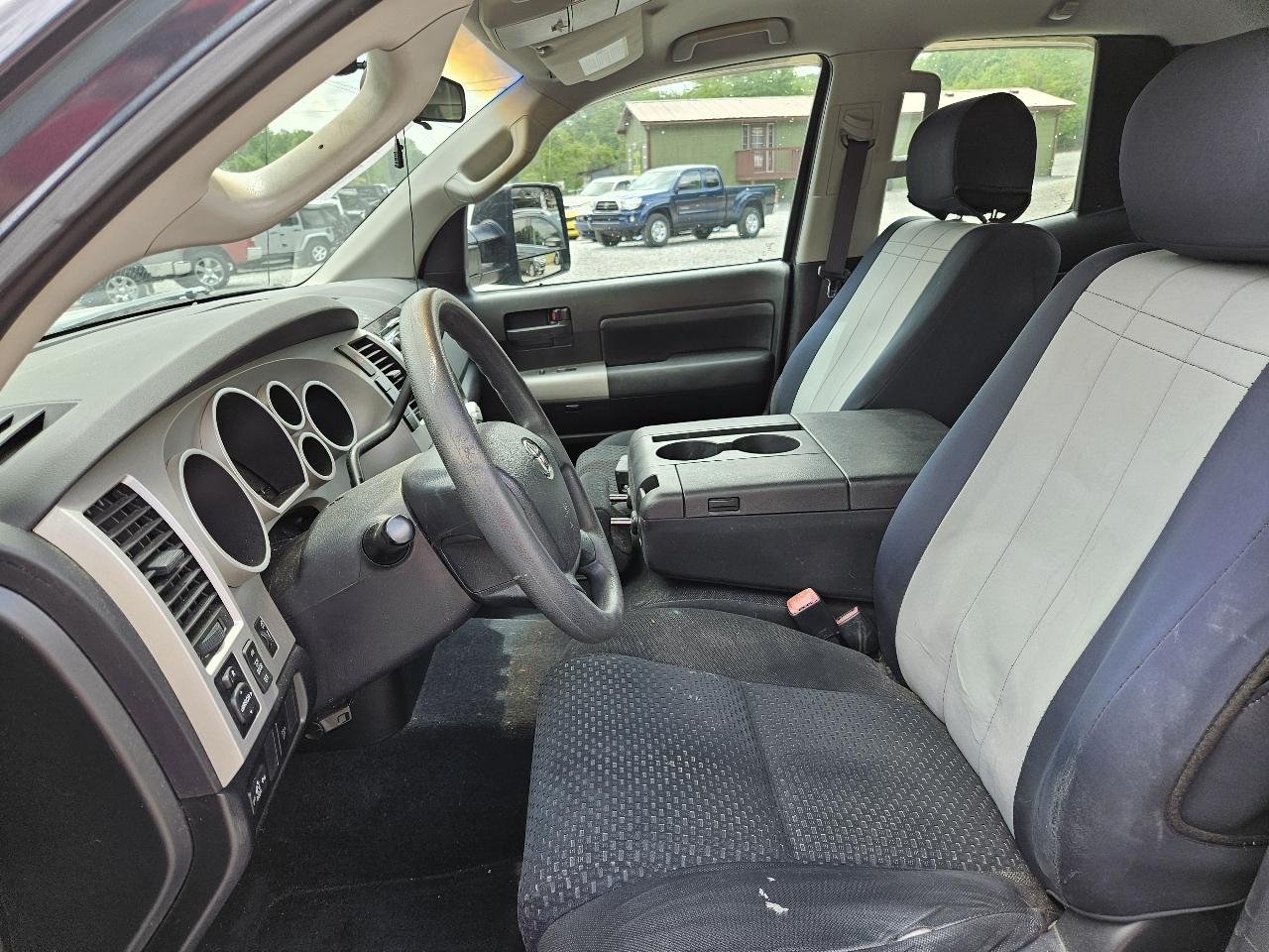 Toyota Tundra SR5 Double Cab 5.7L 4WD 2008