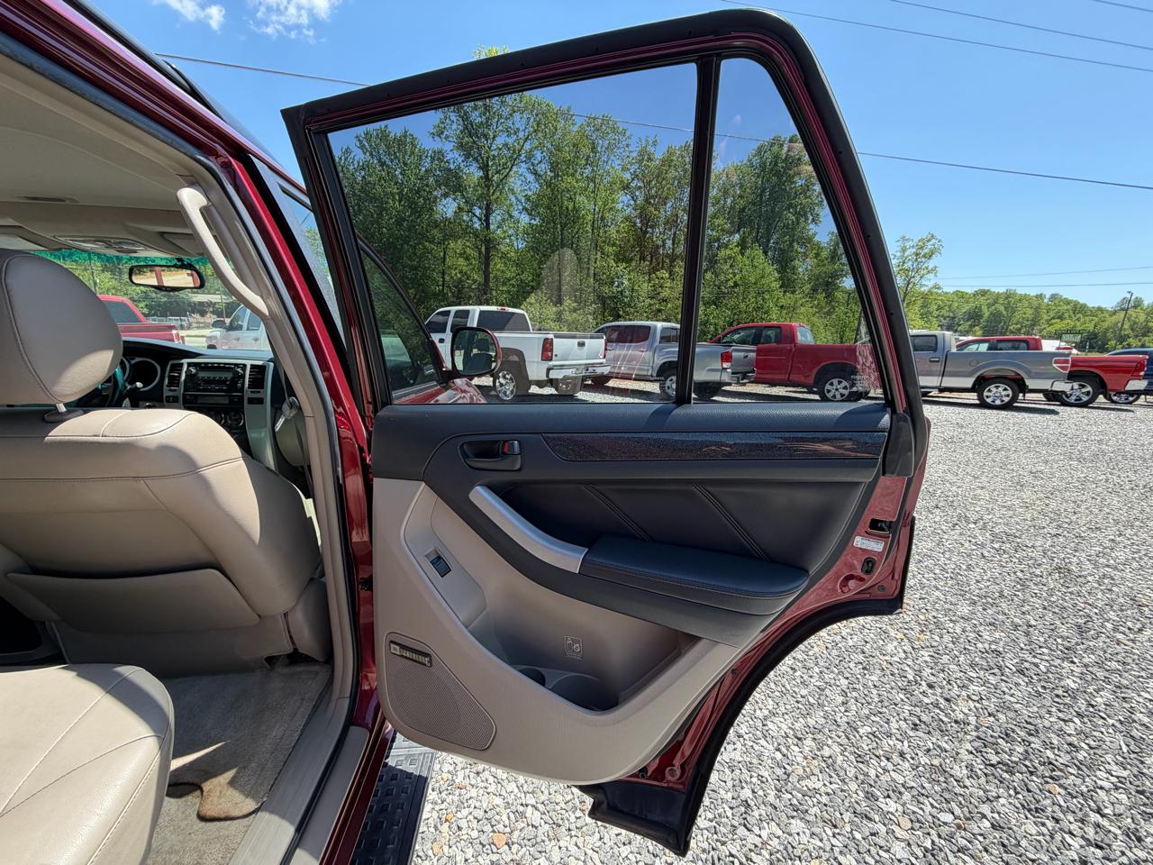 Toyota 4Runner Limited V8 2WD 2005