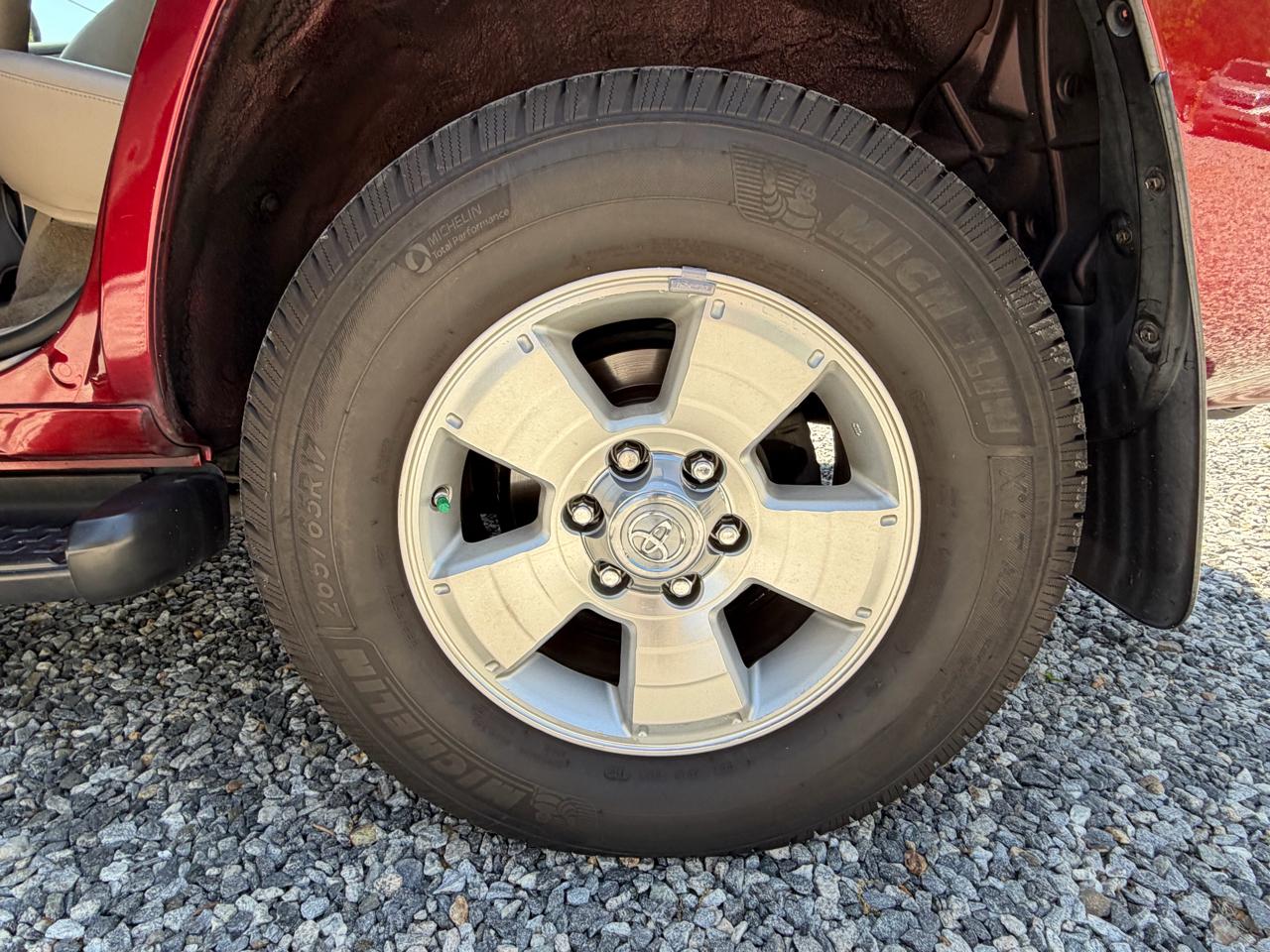 Toyota 4Runner Limited V8 2WD 2005