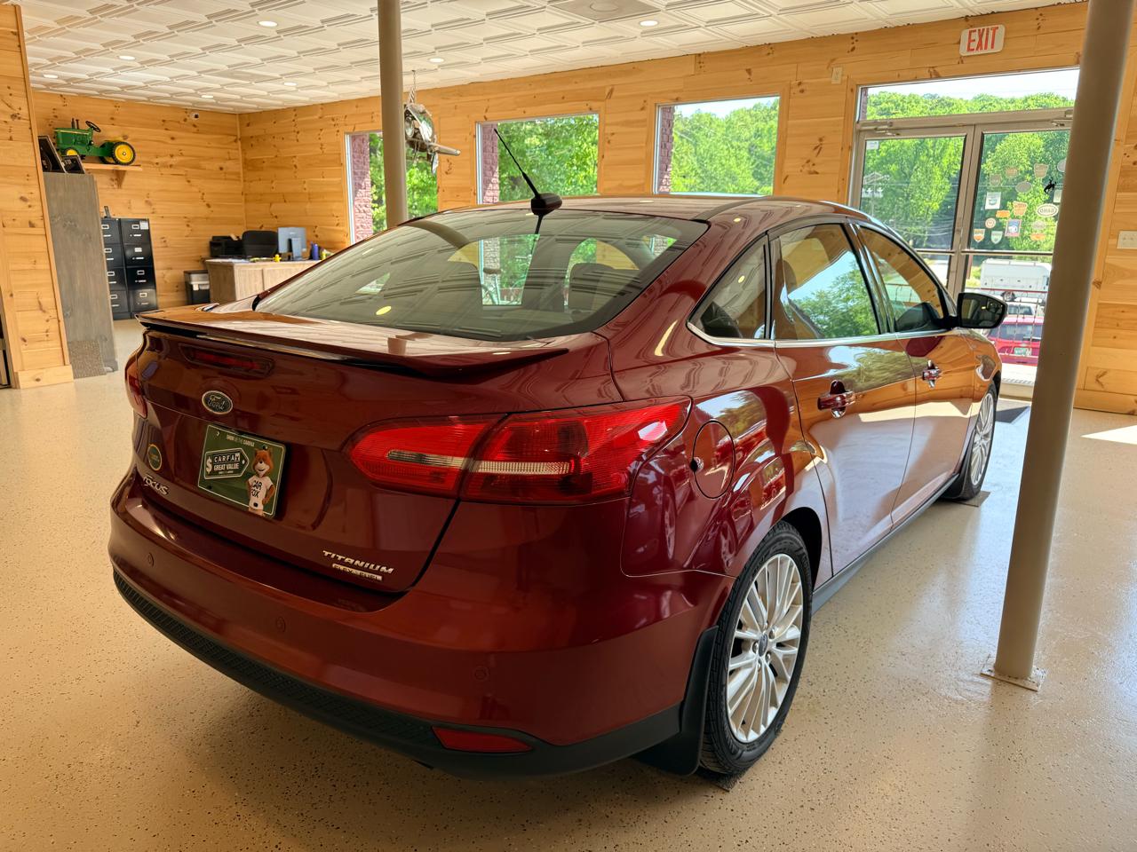 Ford Focus Titanium Sedan 2015