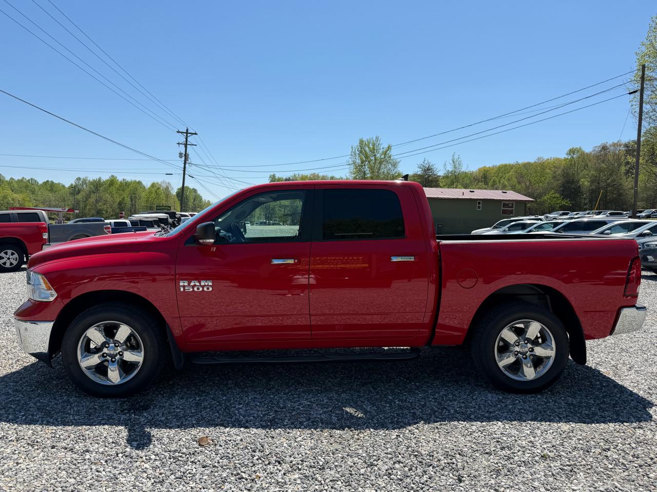 RAM 1500 SLT Crew Cab SWB 4WD 2017