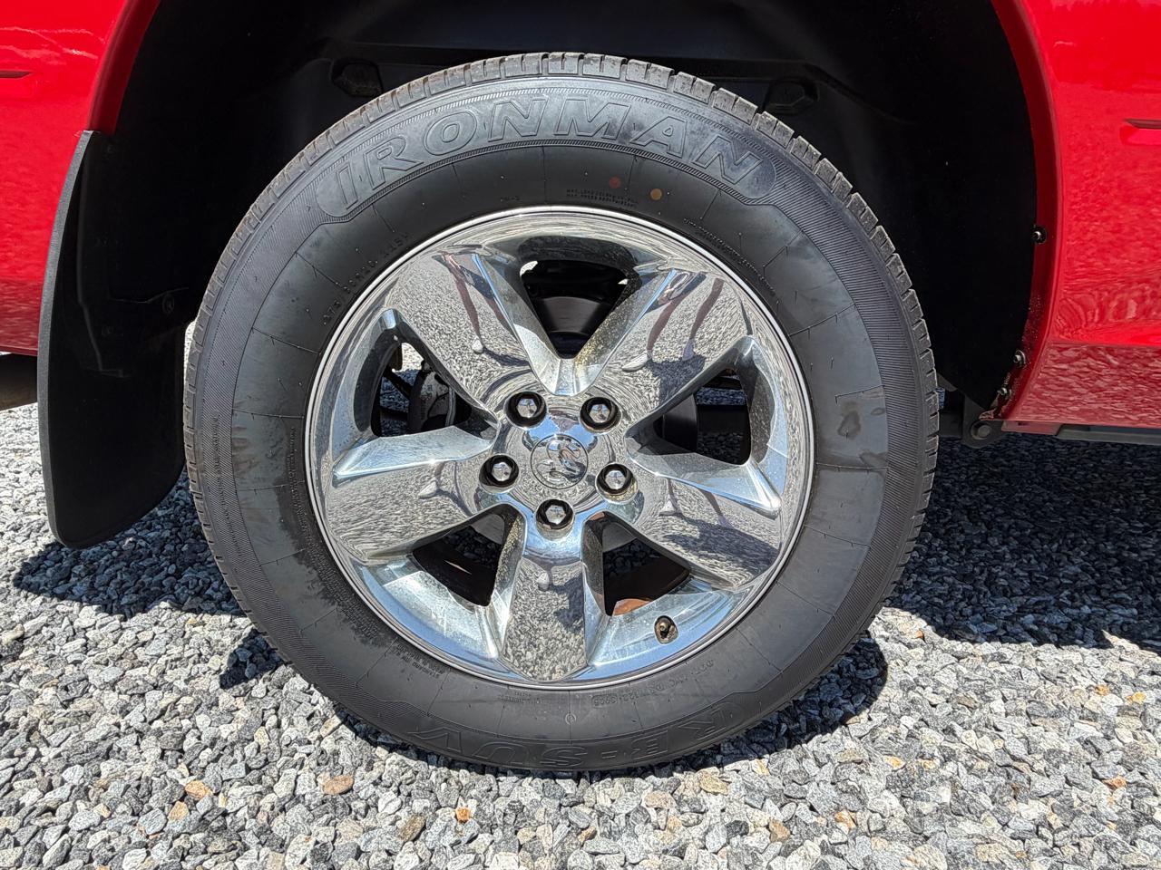 RAM 1500 SLT Crew Cab SWB 4WD 2017