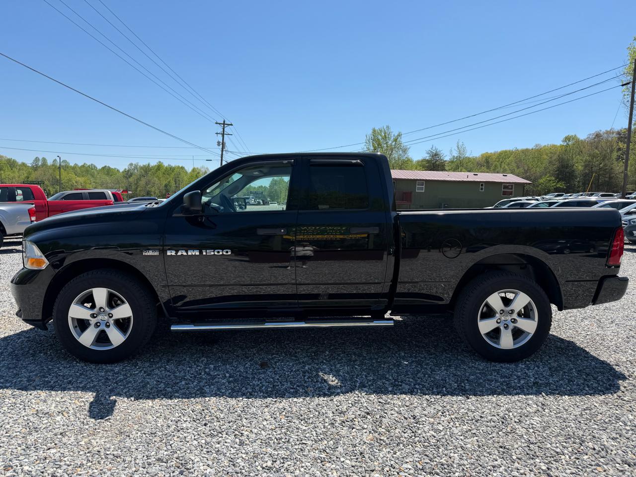 RAM 1500 ST Quad Cab 2WD 2012