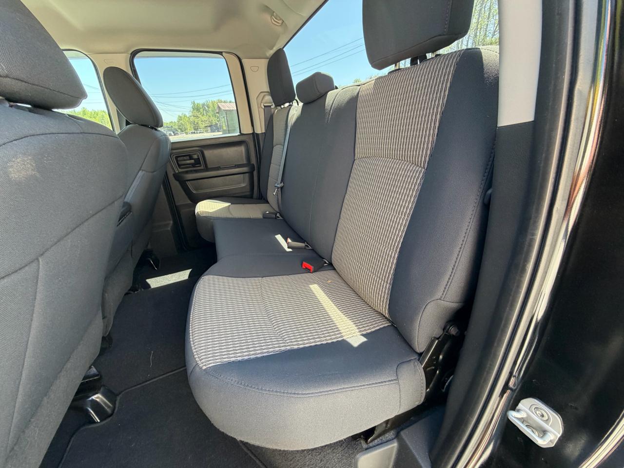 RAM 1500 ST Quad Cab 2WD 2012