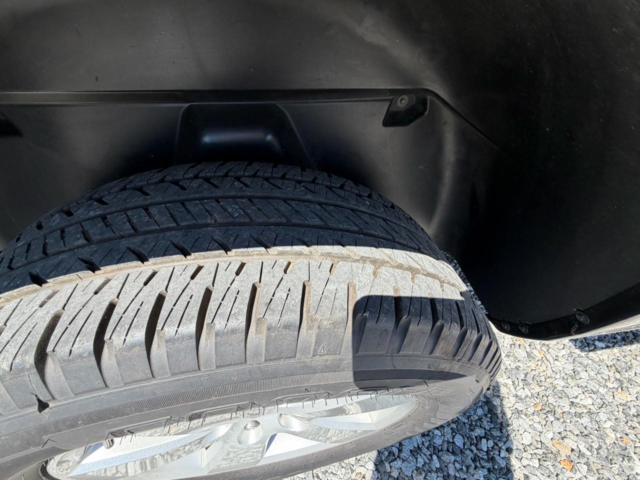 RAM 1500 ST Quad Cab 2WD 2012