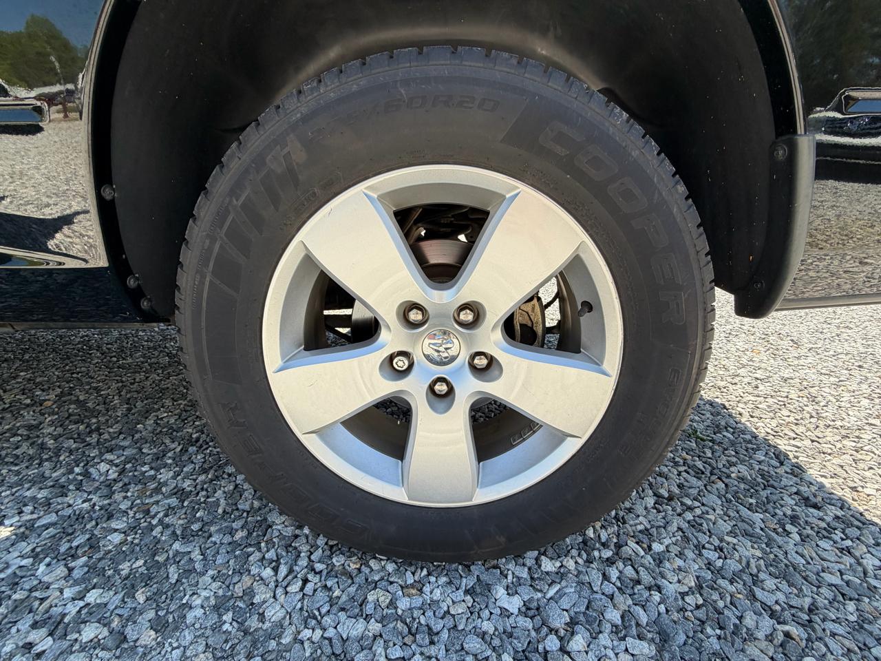 RAM 1500 ST Quad Cab 2WD 2012