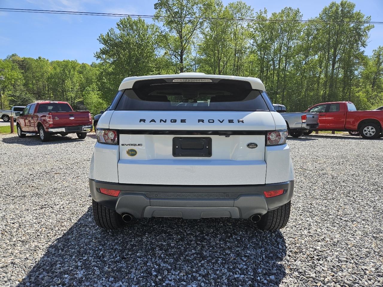 Land Rover Range Rover Evoque Pure Plus 5-Door 2015