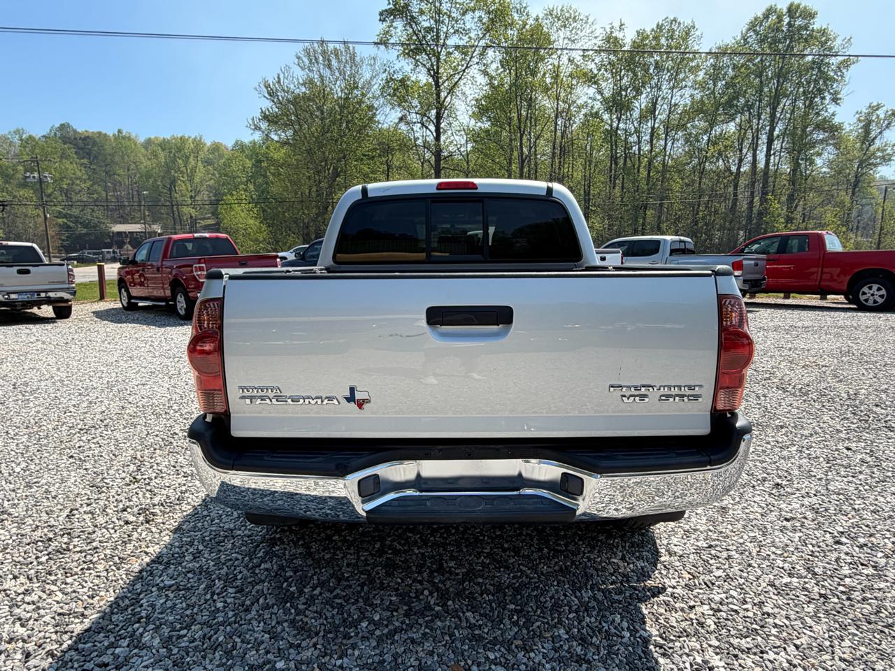 Toyota Tacoma PreRunner Double Cab V6 Automatic 2WD 2005