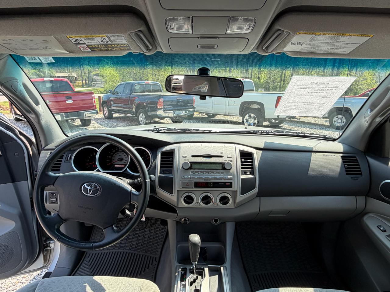 Toyota Tacoma PreRunner Double Cab V6 Automatic 2WD 2005