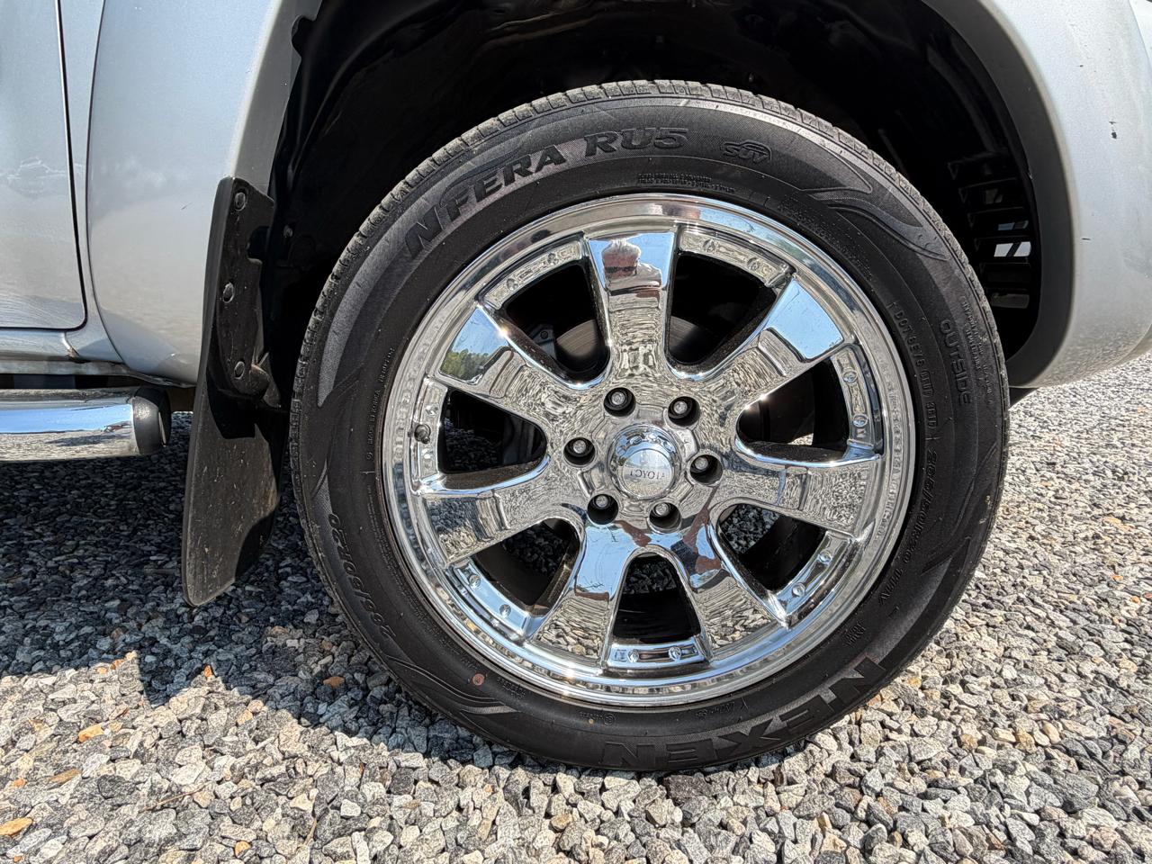 Toyota Tacoma PreRunner Double Cab V6 Automatic 2WD 2005