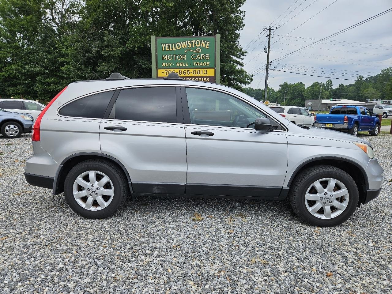 Honda CR-V SE 2WD 5-Speed AT 2011