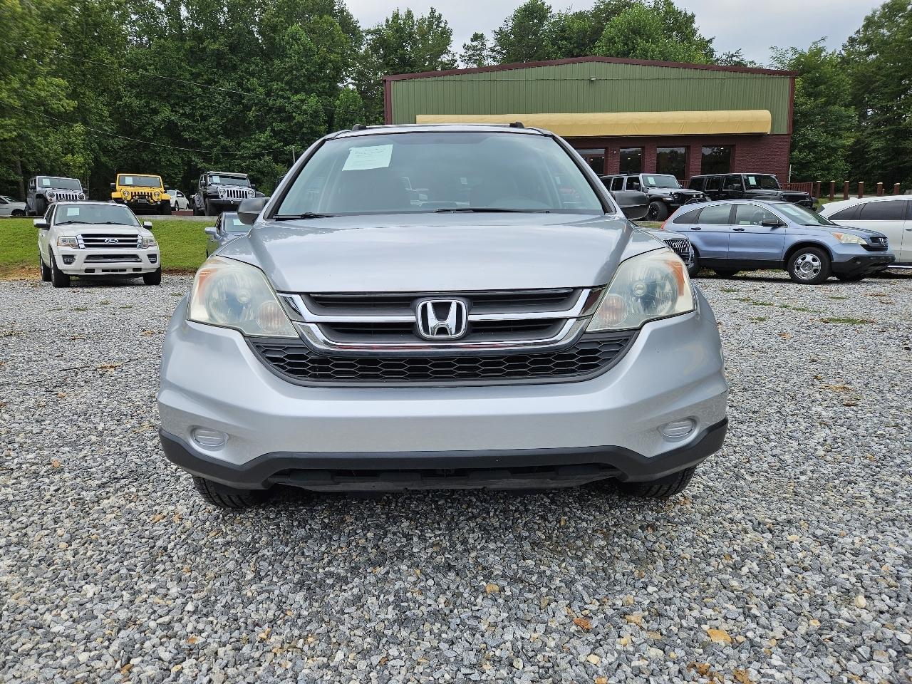 Honda CR-V SE 2WD 5-Speed AT 2011