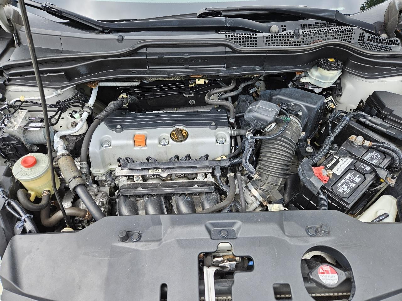 Honda CR-V SE 2WD 5-Speed AT 2011