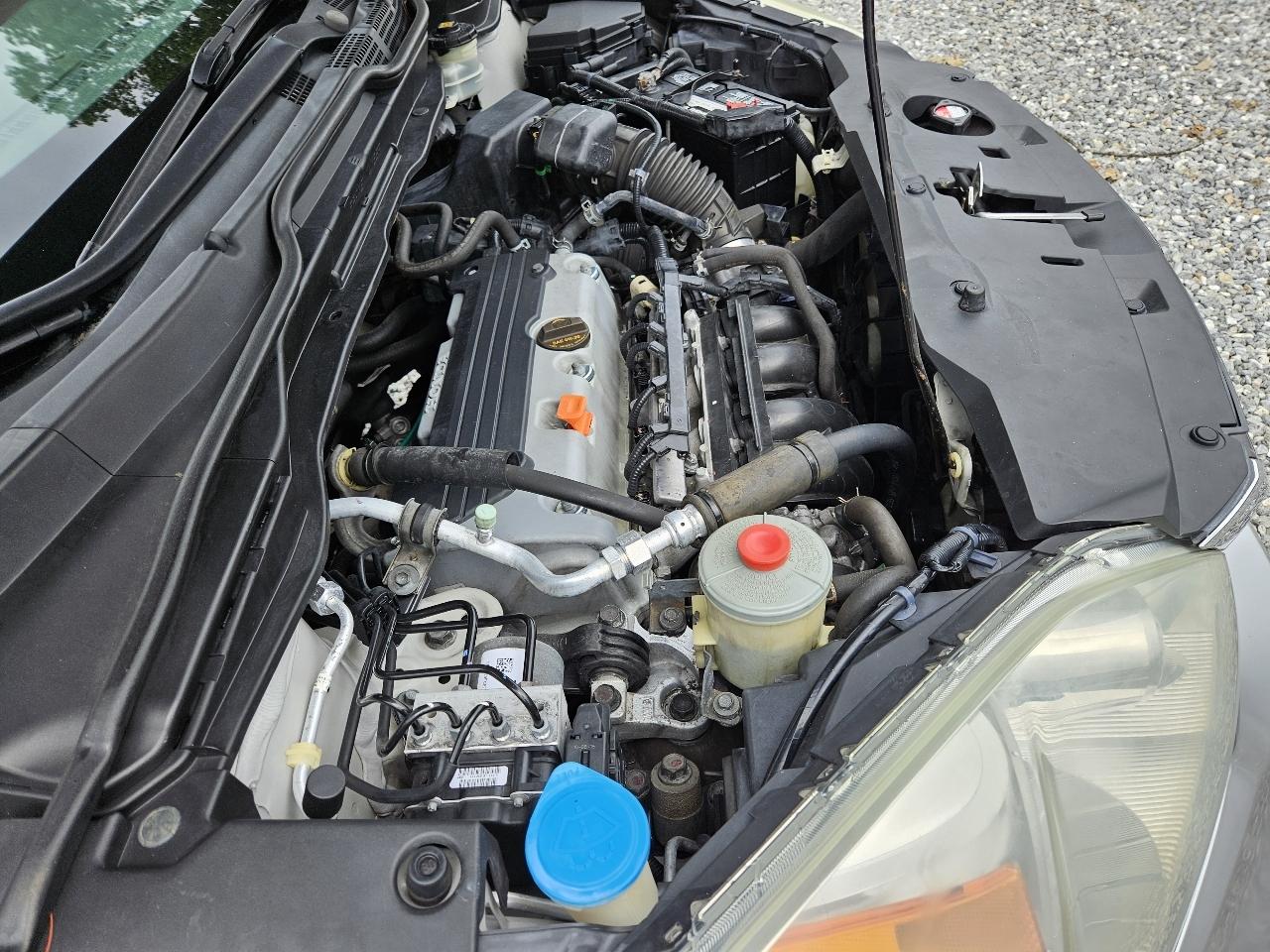 Honda CR-V SE 2WD 5-Speed AT 2011