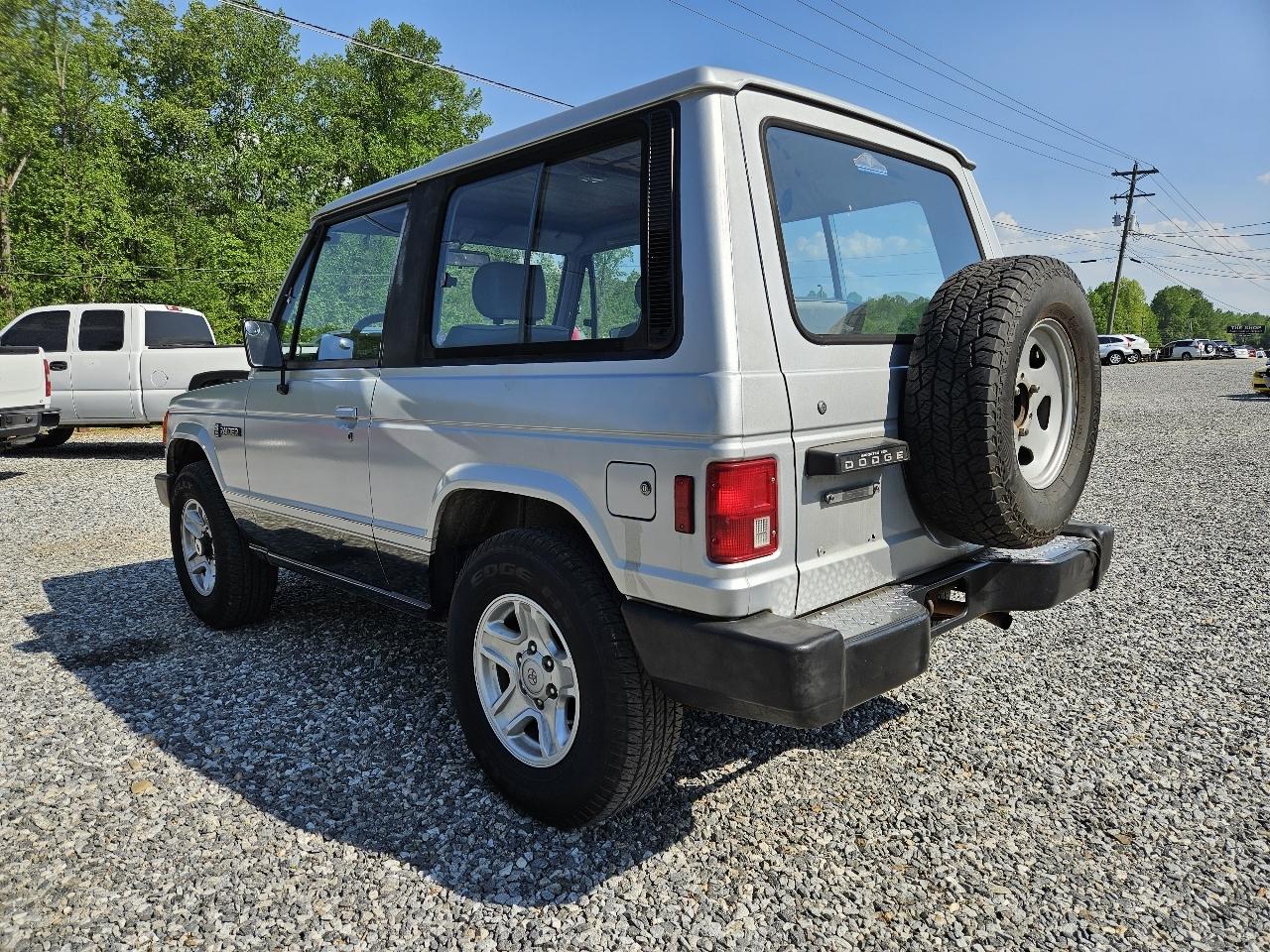 Dodge Raider Base 1987