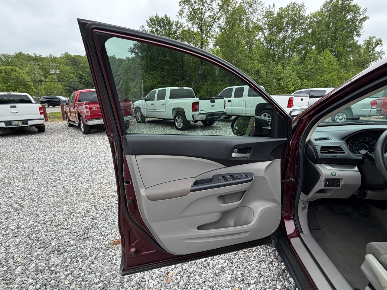 Honda CR-V LX 2WD 5-Speed AT 2014