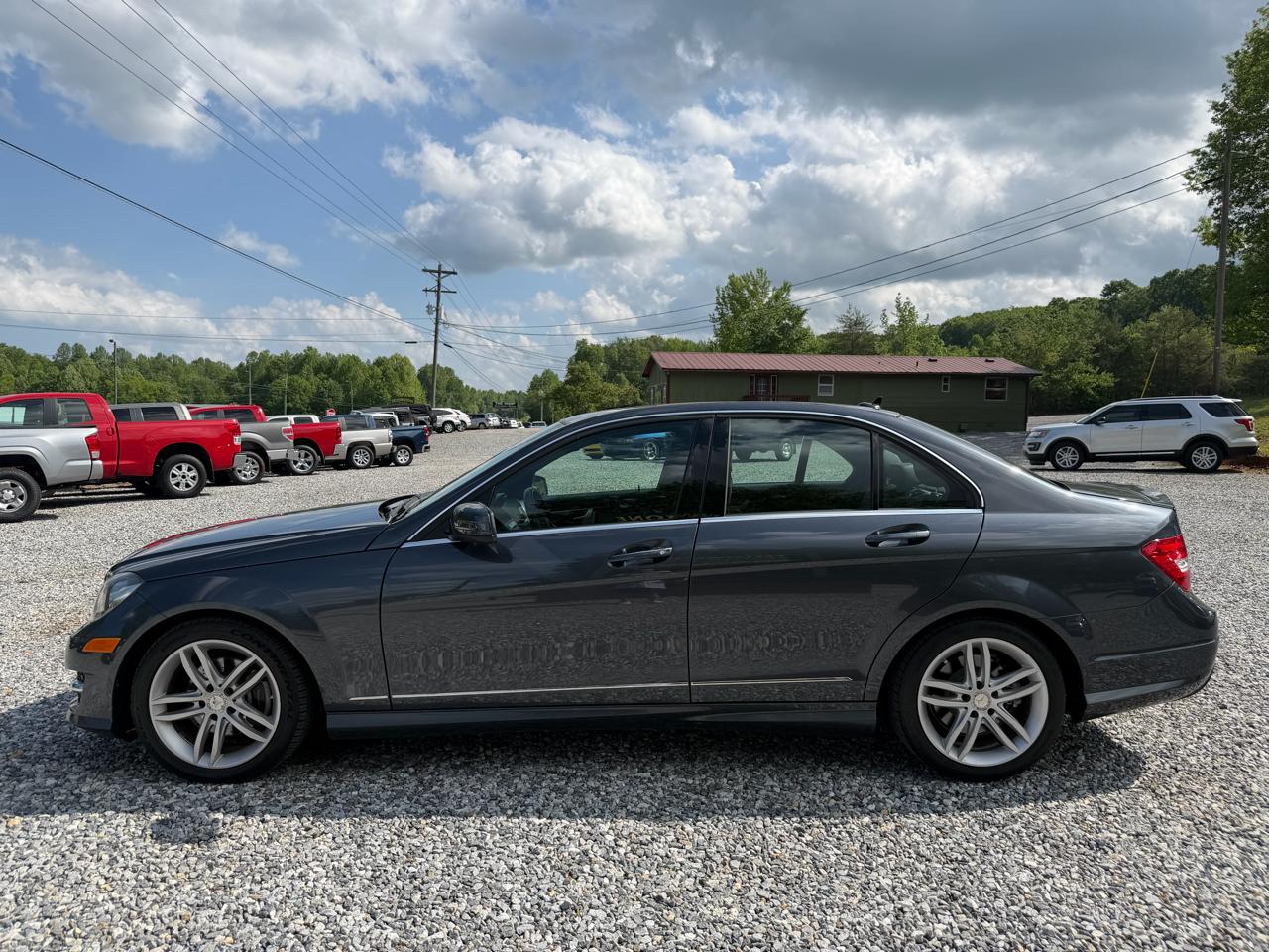 Mercedes-Benz C-Class C250 Luxury Sedan 2014