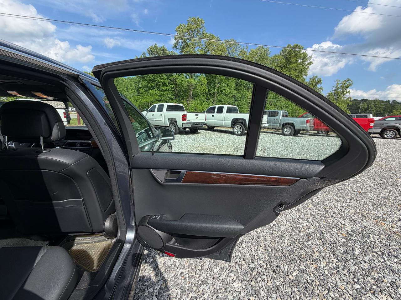 Mercedes-Benz C-Class C250 Luxury Sedan 2014